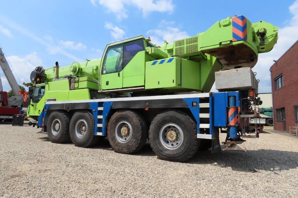 Liebherr LTM 1070-4.1 - Visureigis kranas: foto 4 Liebherr LTM 1070-4.1 - Visureigis kranas: foto 4