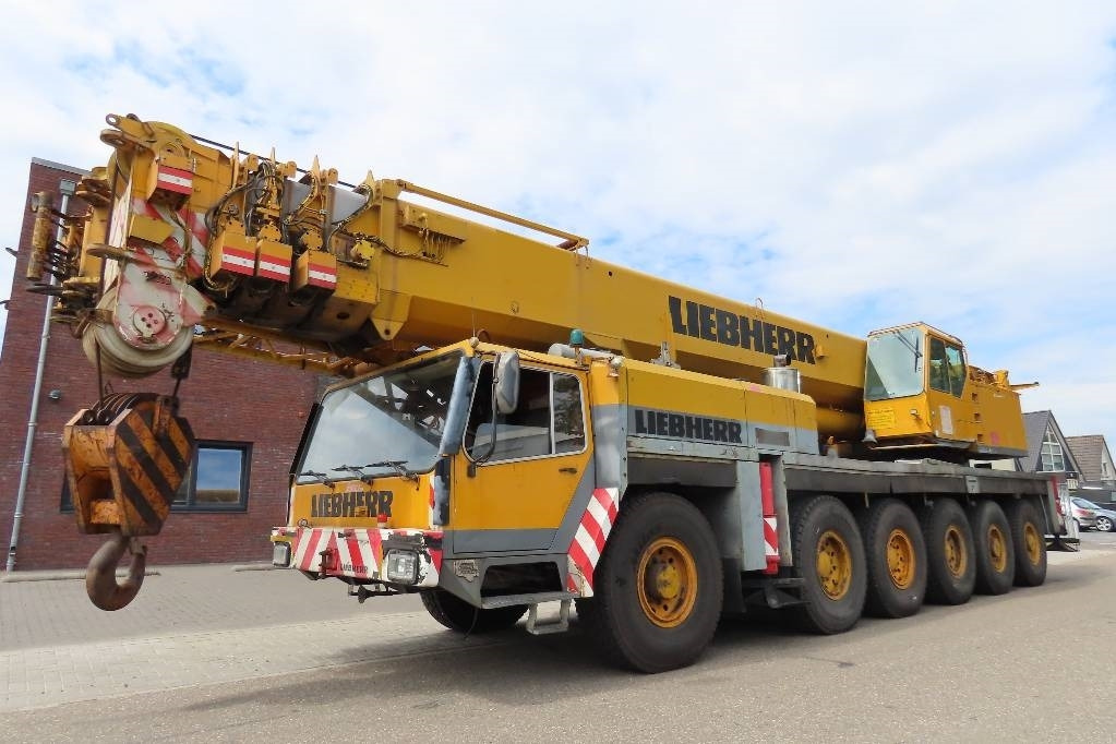 Liebherr LTM 1160/1 - Visureigis kranas: foto 1 Liebherr LTM 1160/1 - Visureigis kranas: foto 1