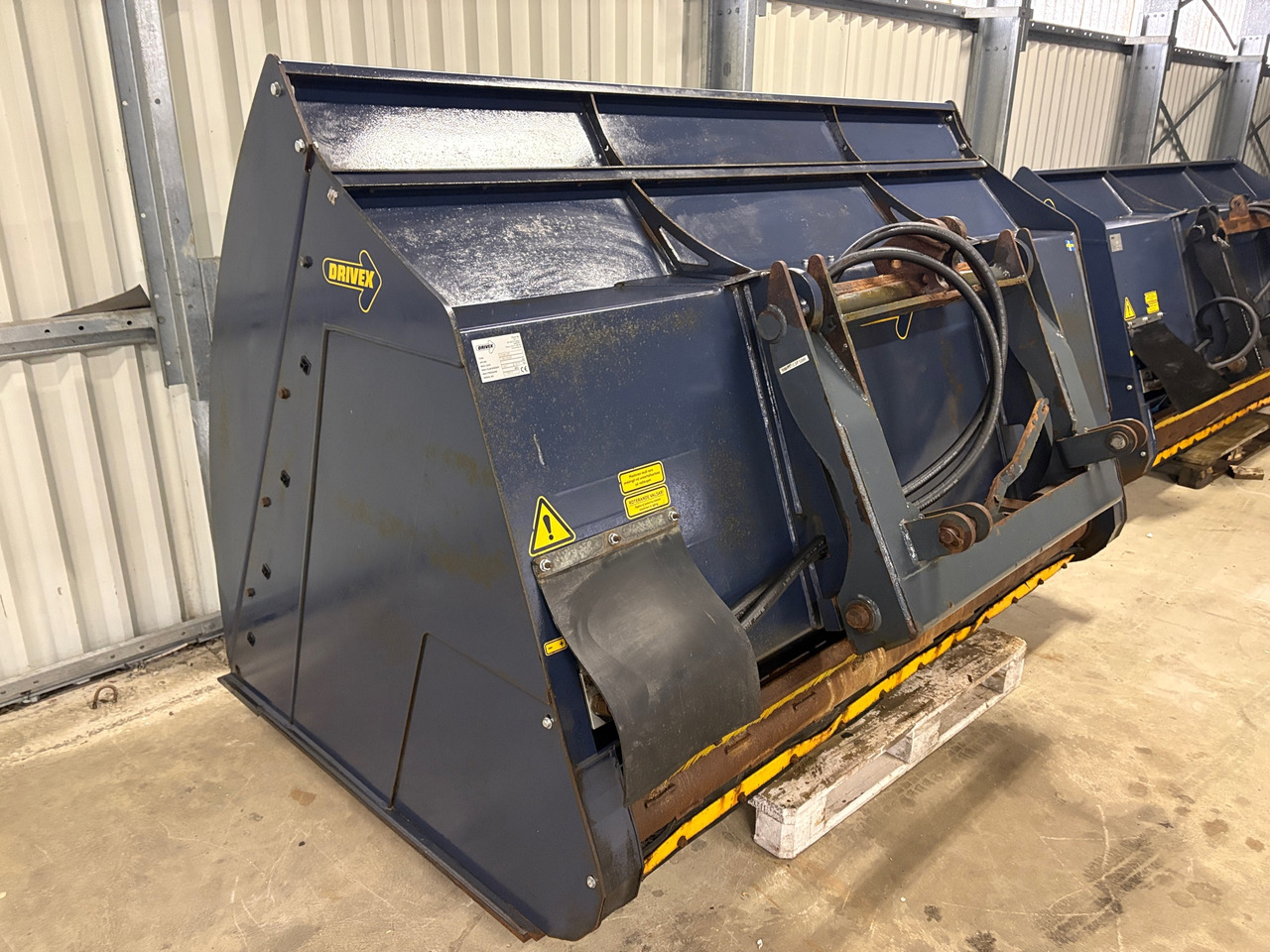 Drivex SS40 BM - Smėlio/ Druskos barstytuvas: foto 1 Drivex SS40 BM - Smėlio/ Druskos barstytuvas: foto 1
