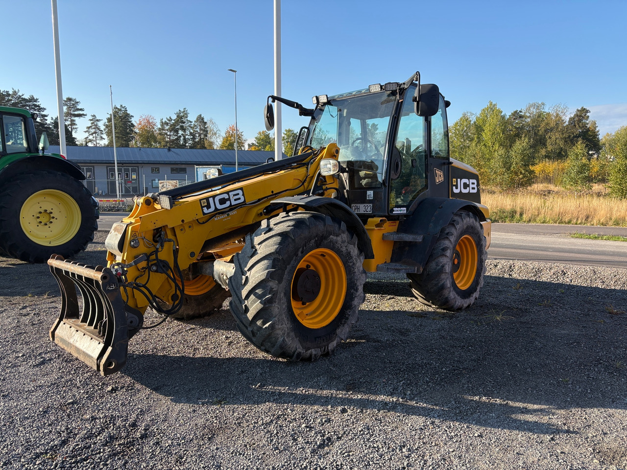 JCB TM310S Agri - Teleskopinis krautuvas: foto 1 JCB TM310S Agri - Teleskopinis krautuvas: foto 1