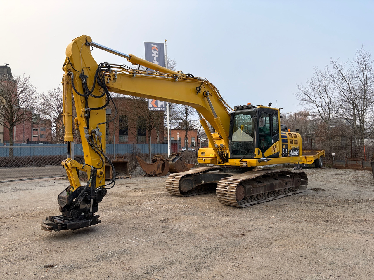 Komatsu HB215LC-2 - Ekskavatorius: foto 1 Komatsu HB215LC-2 - Ekskavatorius: foto 1