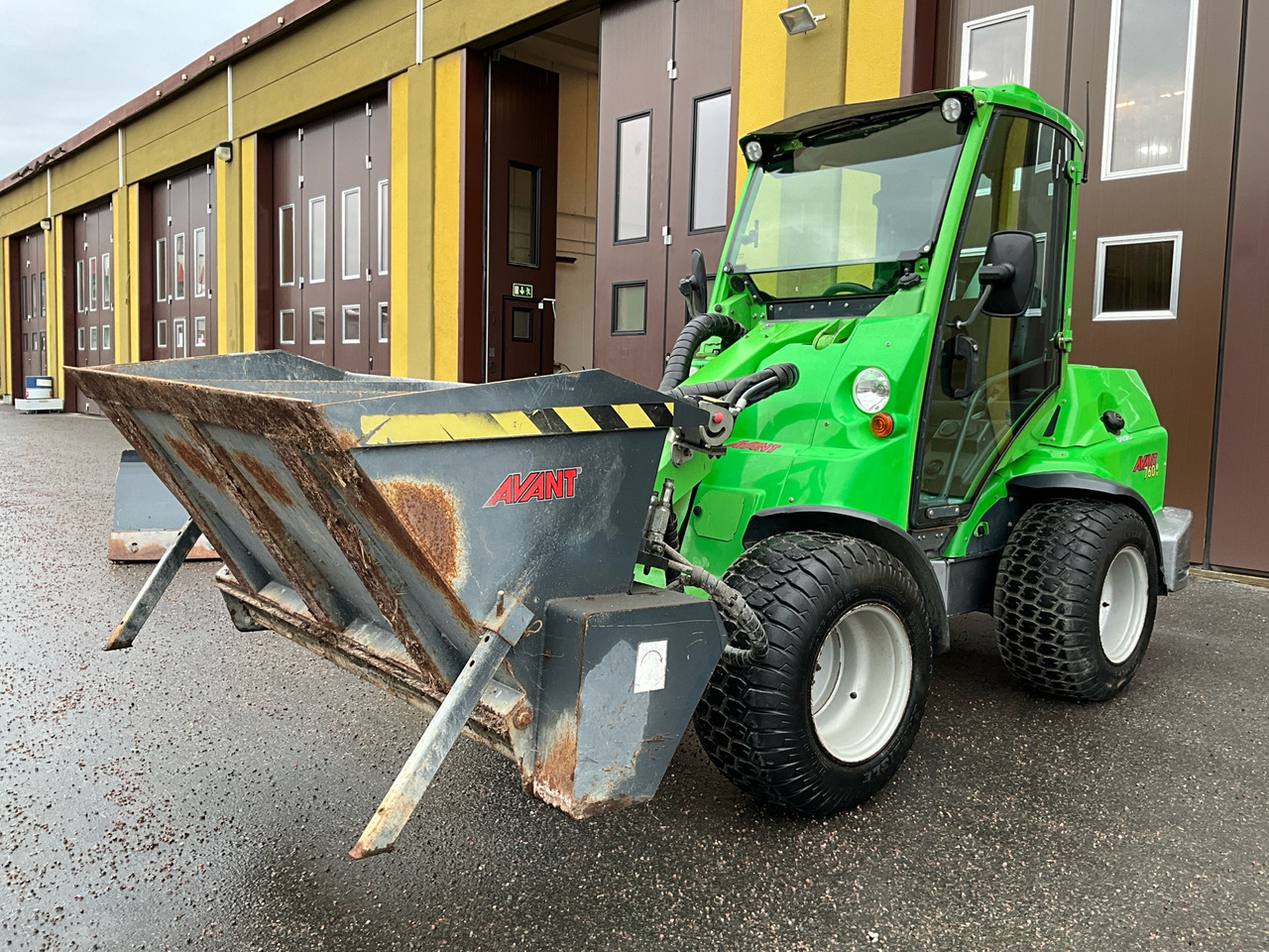 Avant 760i - Komunalinė/ Specializuota technika: foto 1 Avant 760i - Komunalinė/ Specializuota technika: foto 1