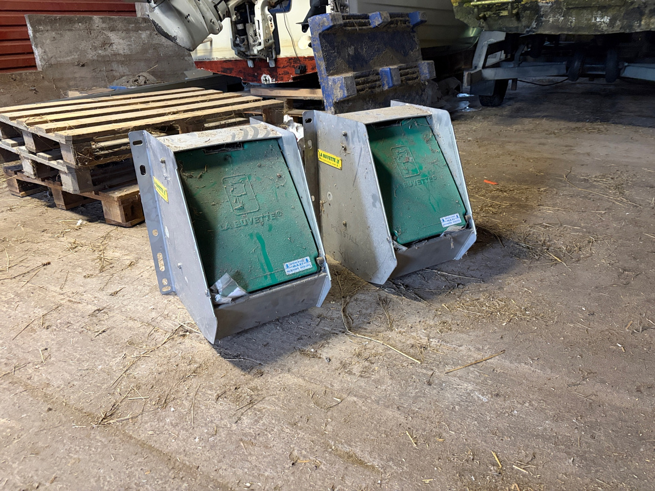 Labuvette Polystall premium - Gyvulininkystės įranga: foto 1 Labuvette Polystall premium - Gyvulininkystės įranga: foto 1