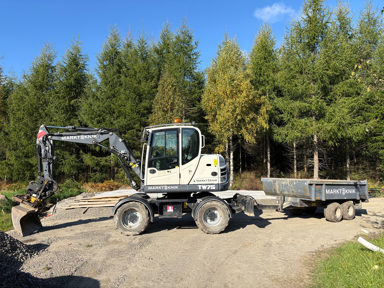 Terex TW75 - Ekskavatorius: foto 1 Terex TW75 - Ekskavatorius: foto 1