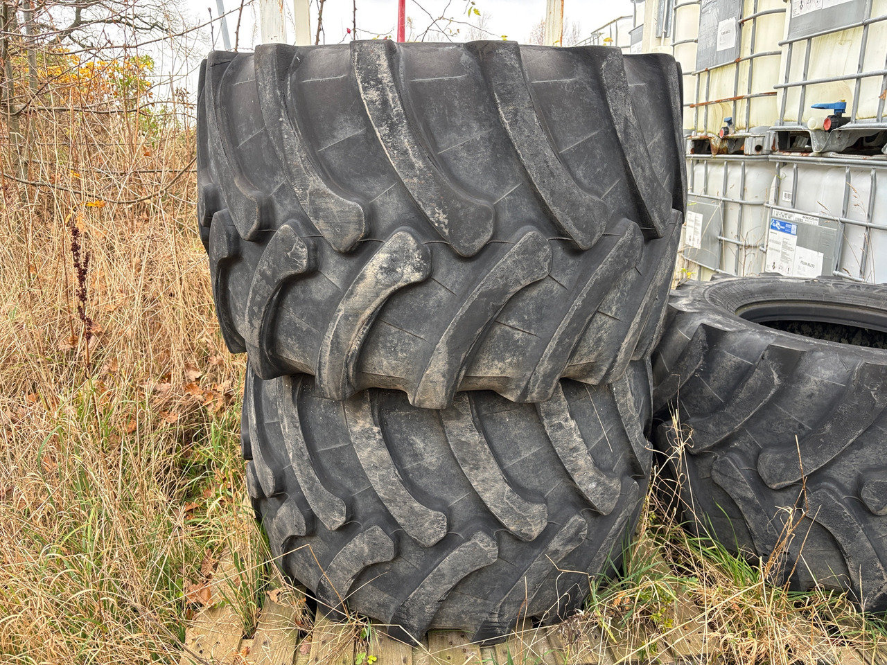 Trelleborg 650 / 45-22,5 - Padanga - Statybinė technika: foto 1 Trelleborg 650 / 45-22,5 - Padanga - Statybinė technika: foto 1