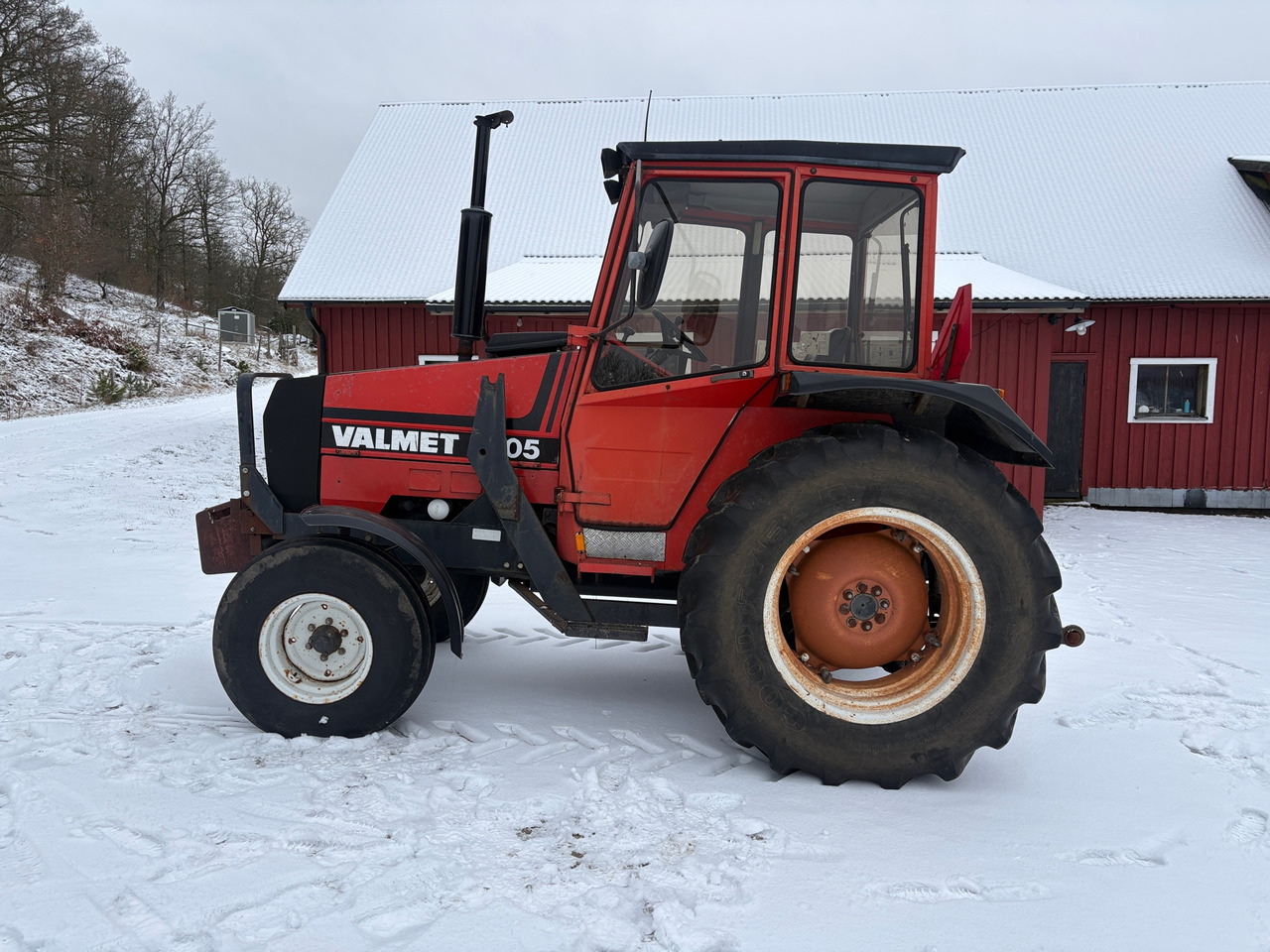 Valmet 405 - Traktorius: foto 1 Valmet 405 - Traktorius: foto 1