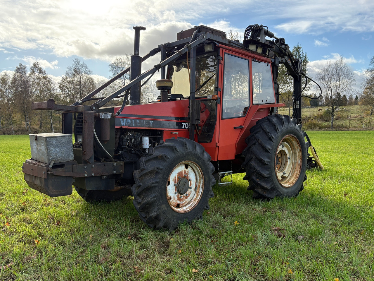 Valmet 705 - Traktorius: foto 1 Valmet 705 - Traktorius: foto 1