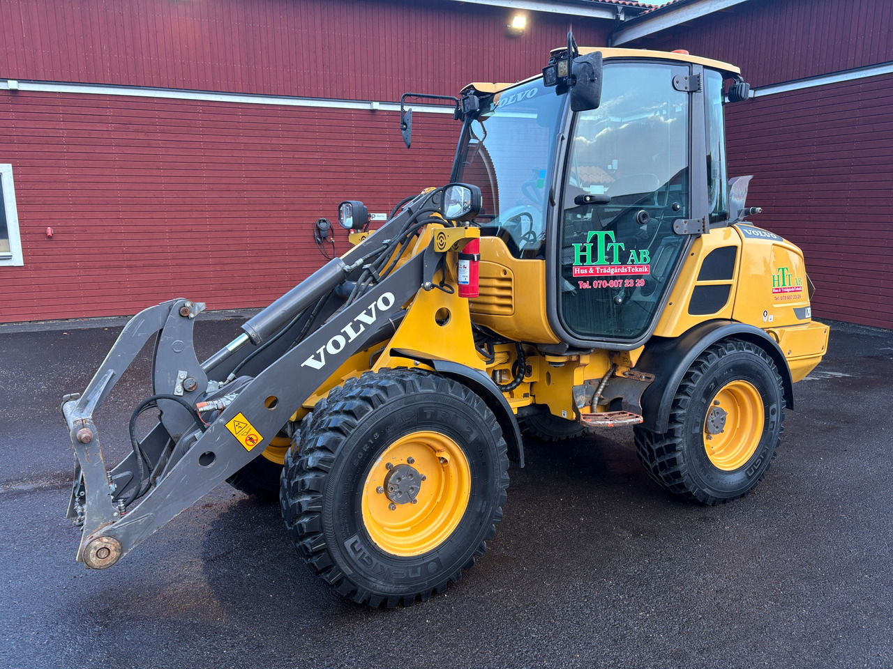 Volvo L25H - Ratinis krautuvas: foto 1 Volvo L25H - Ratinis krautuvas: foto 1