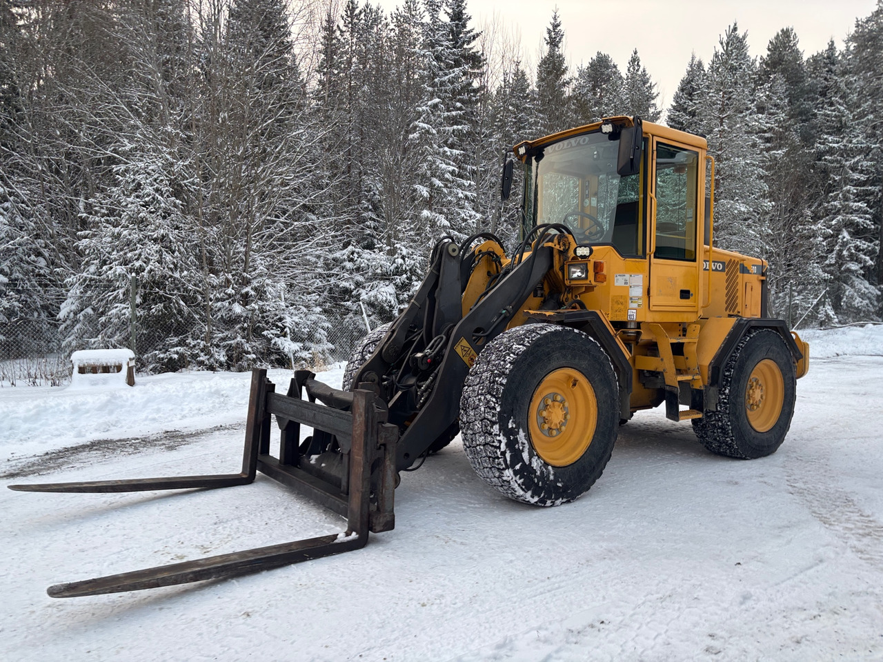 Volvo L50D - Ratinis krautuvas: foto 1 Volvo L50D - Ratinis krautuvas: foto 1