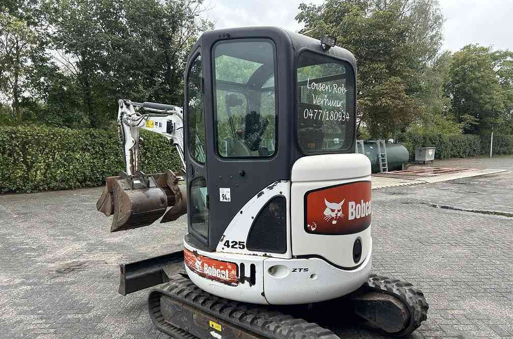 Bobcat 425 minigraver - Mini ekskavatorius: foto 4 Bobcat 425 minigraver - Mini ekskavatorius: foto 4