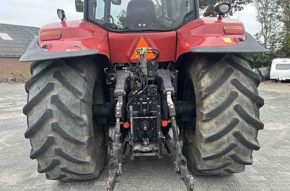 Case-IH Magnum 310 powershift - Traktorius: foto 3 Case-IH Magnum 310 powershift - Traktorius: foto 3