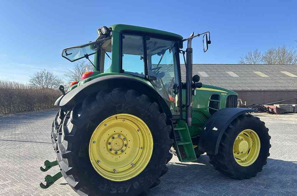 John Deere 6830 premium, tls, hcs, autoquad eco - Traktorius: foto 4 John Deere 6830 premium, tls, hcs, autoquad eco - Traktorius: foto 4