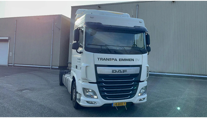 DAF XF 440 nette XF106 Chassis cabine - Važiuoklės sunkvežimis: foto 2 DAF XF 440 nette XF106 Chassis cabine - Važiuoklės sunkvežimis: foto 2