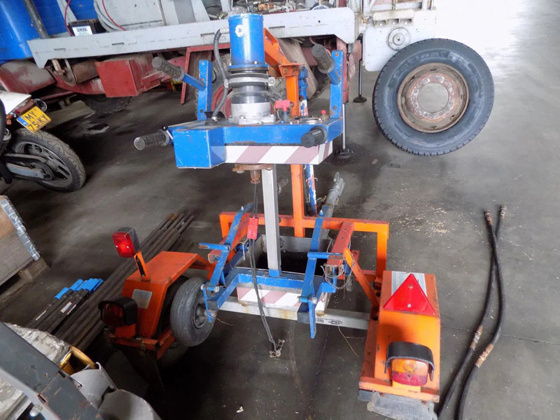 DRO ge boormachine droog - Gręžimo mašina: foto 2 DRO ge boormachine droog - Gręžimo mašina: foto 2