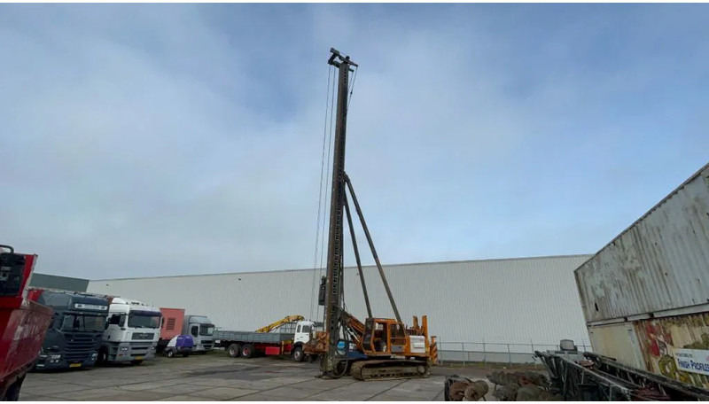Hitachi EX200 LC Driller - Gręžimo mašina: foto 1 Hitachi EX200 LC Driller - Gręžimo mašina: foto 1