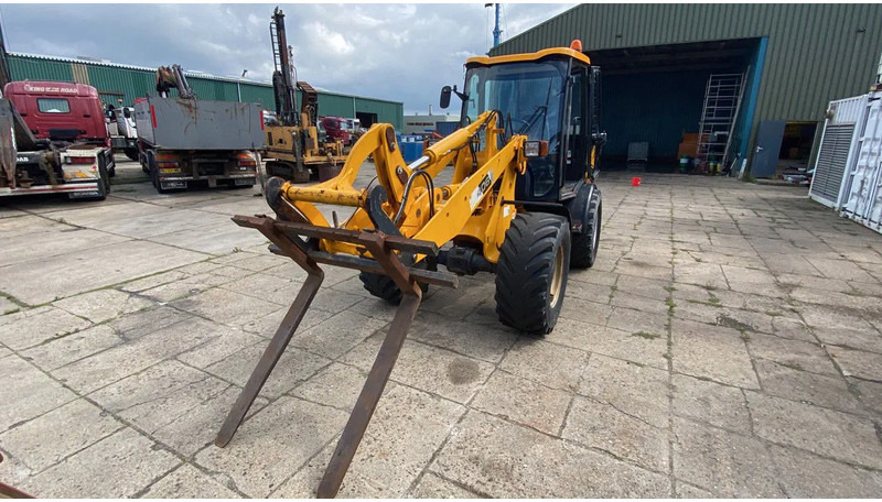 Ratinis krautuvas JCB KNIKSCHOVEL 406: foto 9