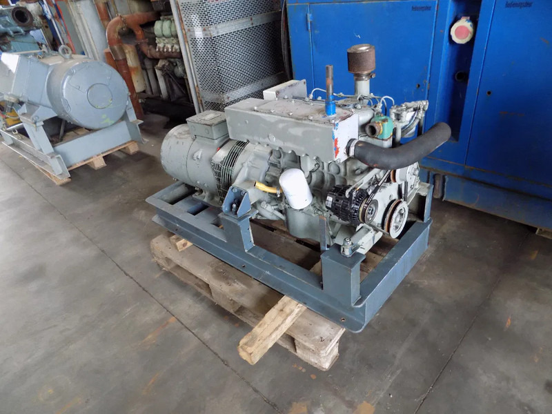 Mitsubishi aggregaat 20 kva - Elektrinis generatorius: foto 1 Mitsubishi aggregaat 20 kva - Elektrinis generatorius: foto 1