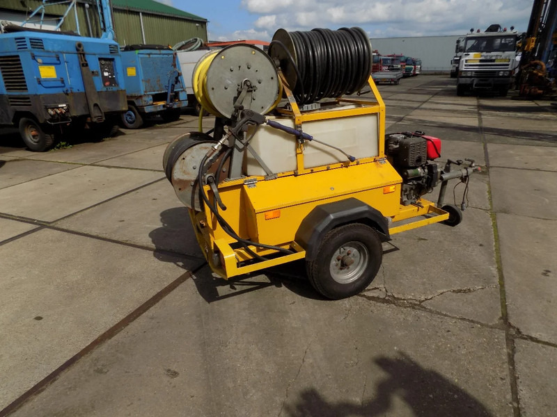 Rioned HD50 Rioned HD50 diesel - Asenizatorius: foto 3 Rioned HD50 Rioned HD50 diesel - Asenizatorius: foto 3