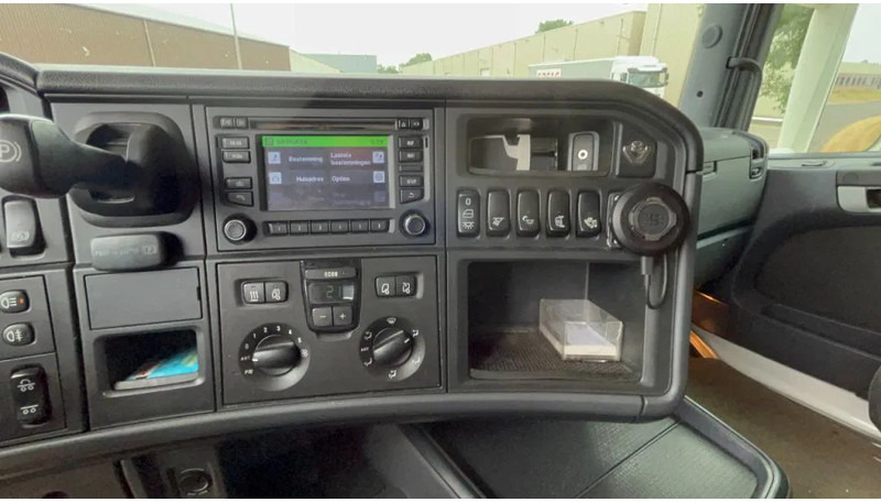 Scania R560 V8 Scania R560 V8 Manual 6x2 Boogie lift - Vilkikas: foto 4 Scania R560 V8 Scania R560 V8 Manual 6x2 Boogie lift - Vilkikas: foto 4