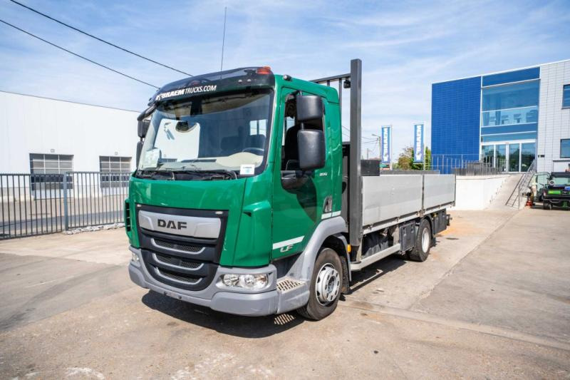 DAF LF 180 (10T.) - Platforminis/ Bortinis sunkvežimis: foto 1 DAF LF 180 (10T.) - Platforminis/ Bortinis sunkvežimis: foto 1