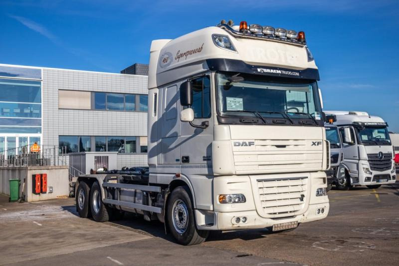 DAF XF 105.460 -6X2-INTARDER+AJK 20 T. - Hook-lift sunkvežimis: foto 2 DAF XF 105.460 -6X2-INTARDER+AJK 20 T. - Hook-lift sunkvežimis: foto 2