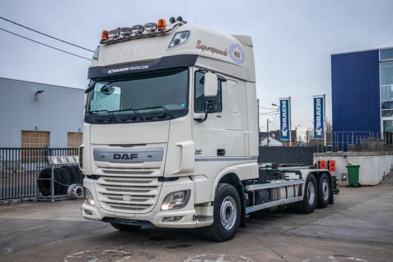 DAF XF 105.460 - AJK + intarder - Hook-lift sunkvežimis: foto 1 DAF XF 105.460 - AJK + intarder - Hook-lift sunkvežimis: foto 1