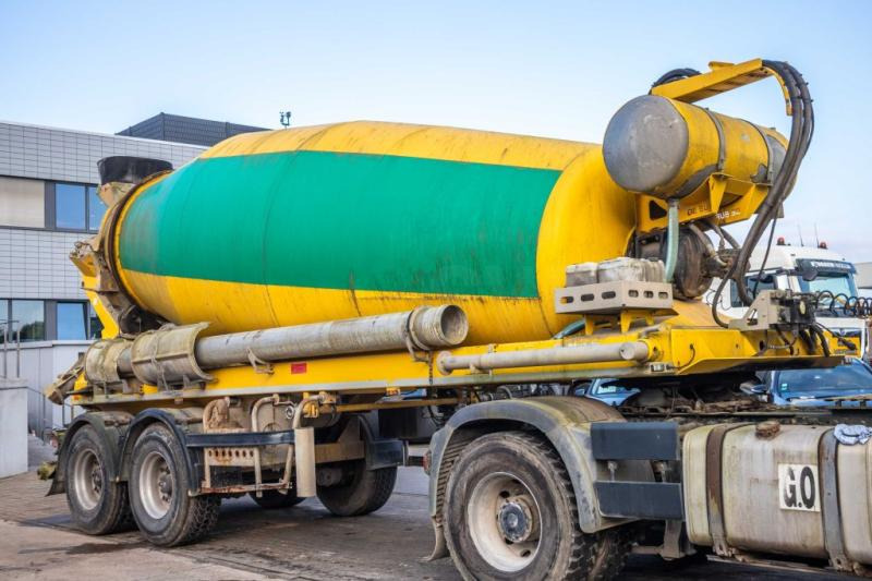 DE BUF BETON MIXER/MISCHER/MALAXEUR12M³ - Betonvežio puspriekabė: foto 2 DE BUF BETON MIXER/MISCHER/MALAXEUR12M³ - Betonvežio puspriekabė: foto 2