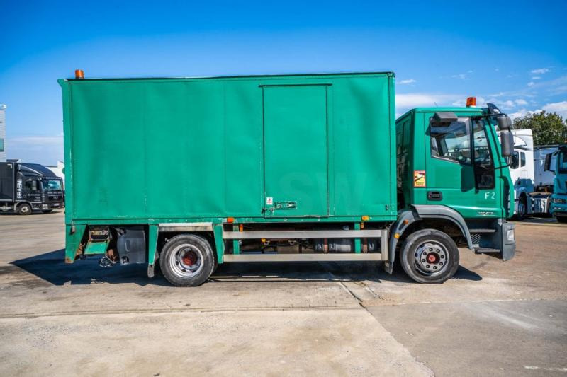 Iveco EUROCARGO 120E18 - Furgonas sunkvežimis: foto 3 Iveco EUROCARGO 120E18 - Furgonas sunkvežimis: foto 3