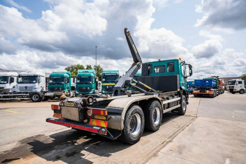 Iveco TRAKKER 360-6x4-PALFINGER - Hook-lift sunkvežimis: foto 4 Iveco TRAKKER 360-6x4-PALFINGER - Hook-lift sunkvežimis: foto 4