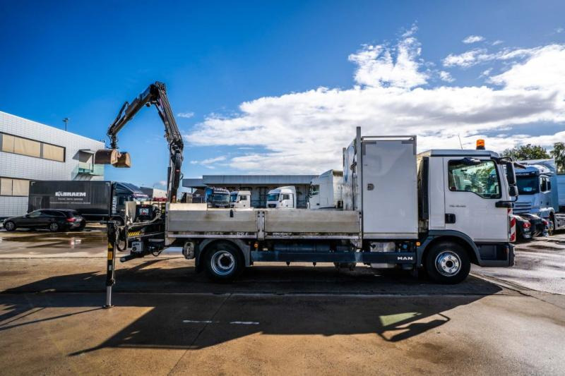 MAN TGL 12.190 BL + HIAB 055 D-1 HIDUO - Platforminis/ Bortinis sunkvežimis, Sunkvežimis su kranu: foto 3 MAN TGL 12.190 BL + HIAB 055 D-1 HIDUO - Platforminis/ Bortinis sunkvežimis, Sunkvežimis su kranu: foto 3