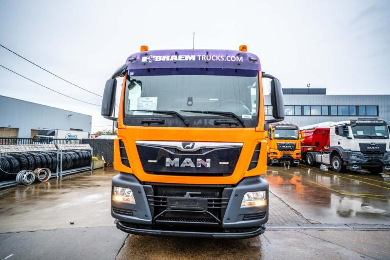 MAN TGS 33.420 BB - Hook-lift sunkvežimis: foto 2 MAN TGS 33.420 BB - Hook-lift sunkvežimis: foto 2