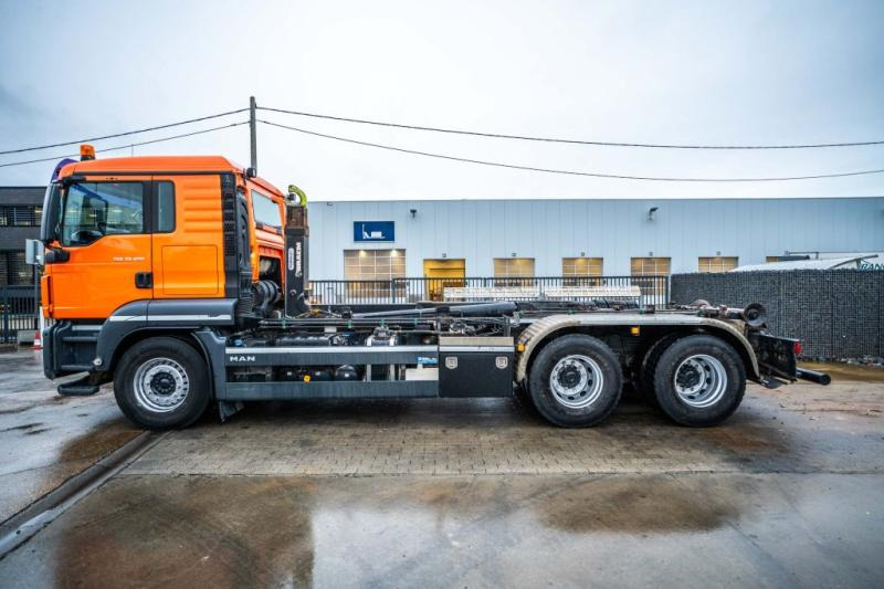 MAN TGS 33.420 BB - Hook-lift sunkvežimis: foto 4 MAN TGS 33.420 BB - Hook-lift sunkvežimis: foto 4