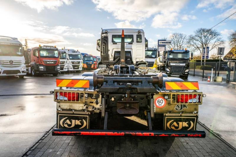 MAN TGS 33.470 BL - 64 456 KM - Hook-lift sunkvežimis: foto 5 MAN TGS 33.470 BL - 64 456 KM - Hook-lift sunkvežimis: foto 5