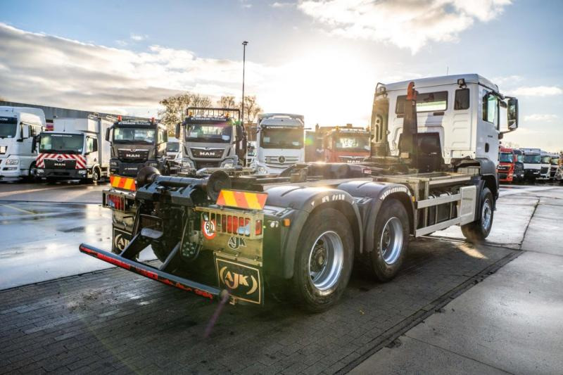 MAN TGS 33.470 BL - 64 456 KM - Hook-lift sunkvežimis: foto 4 MAN TGS 33.470 BL - 64 456 KM - Hook-lift sunkvežimis: foto 4