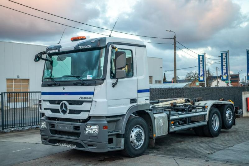 Mercedes ACTROS 2646 L-MP3 - Hook-lift sunkvežimis: foto 3 Mercedes ACTROS 2646 L-MP3 - Hook-lift sunkvežimis: foto 3