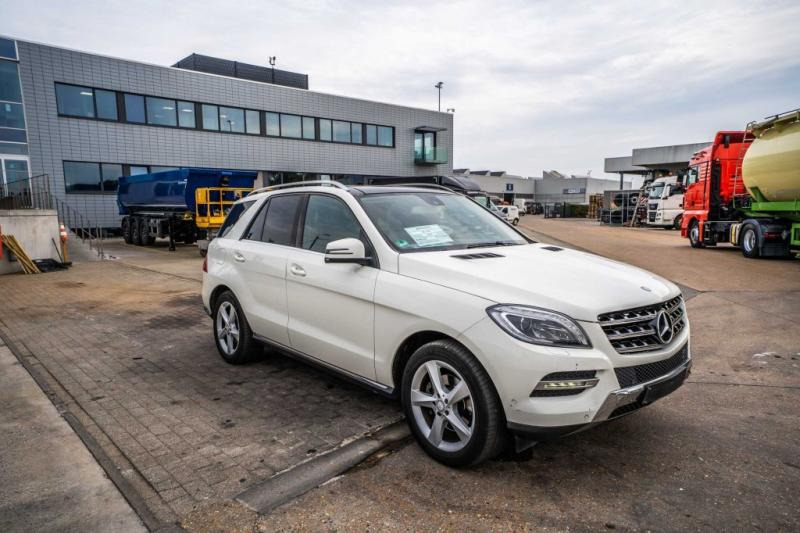 Mercedes-Benz ML 250 CDI - Sedanas: foto 2 Mercedes-Benz ML 250 CDI - Sedanas: foto 2