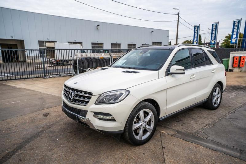 Mercedes-Benz ML 250 CDI - Sedanas: foto 1 Mercedes-Benz ML 250 CDI - Sedanas: foto 1
