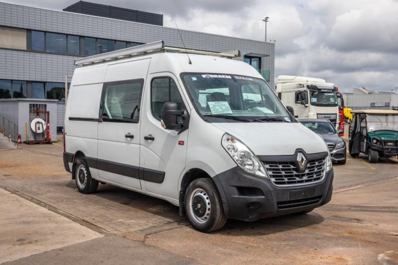 Renault MASTER 125 DCI + 6+1 personen - Krovininis mikroautobusas: foto 2 Renault MASTER 125 DCI + 6+1 personen - Krovininis mikroautobusas: foto 2