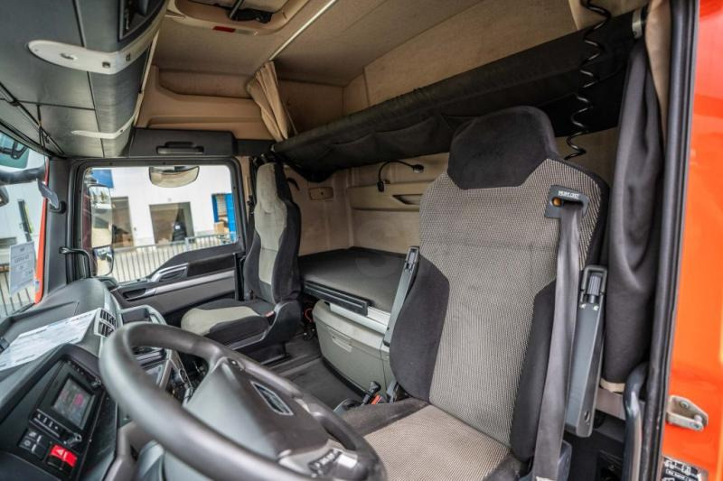 Vilkikas MAN TGX 18.470 XLX BLS+KIPHYDR.: foto 8 Vilkikas MAN TGX 18.470 XLX BLS+KIPHYDR.: foto 8