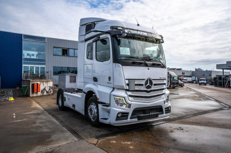 Mercedes ACTROS 1842 LS - Vilkikas: foto 2 Mercedes ACTROS 1842 LS - Vilkikas: foto 2