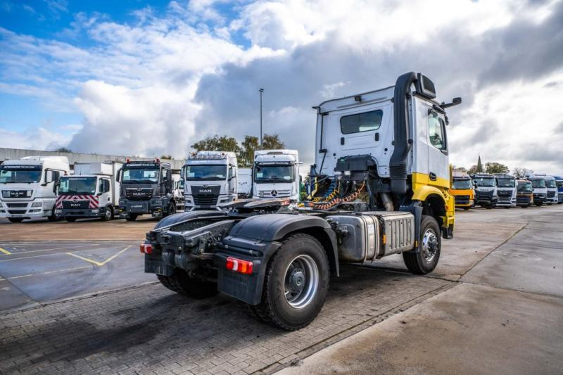 Mercedes AROCS 2045 AS (cardan ) - Vilkikas: foto 4 Mercedes AROCS 2045 AS (cardan ) - Vilkikas: foto 4