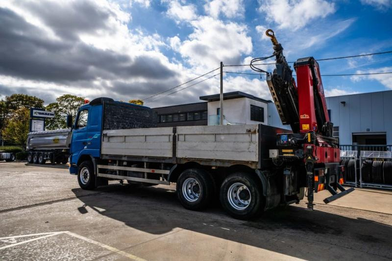 Volvo FH 12-340 - HMF 2420 K6 (2012) - Platforminis/ Bortinis sunkvežimis, Sunkvežimis su kranu: foto 5 Volvo FH 12-340 - HMF 2420 K6 (2012) - Platforminis/ Bortinis sunkvežimis, Sunkvežimis su kranu: foto 5