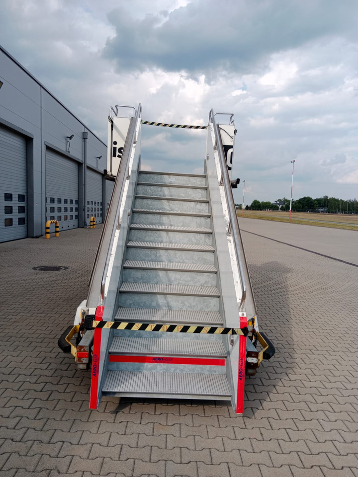 Denge TS3800 - Keleivių laiptai: foto 2 Denge TS3800 - Keleivių laiptai: foto 2