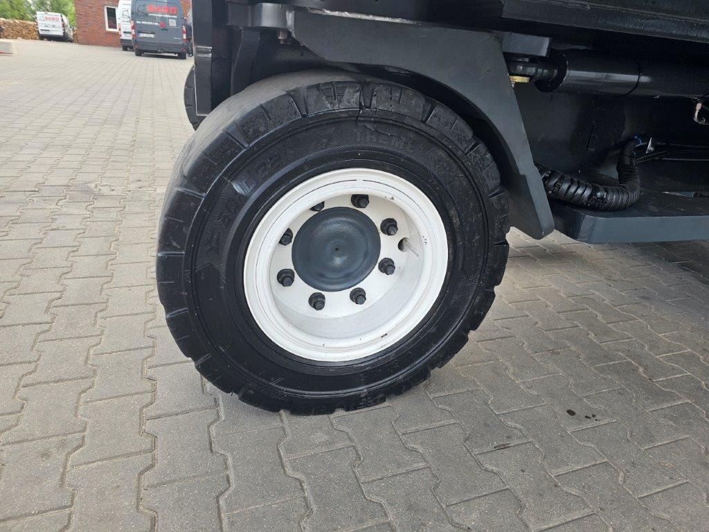 Combilift C14000H - Šakinis krautuvas su privažiavimu iš keturių pusių: foto 2 Combilift C14000H - Šakinis krautuvas su privažiavimu iš keturių pusių: foto 2