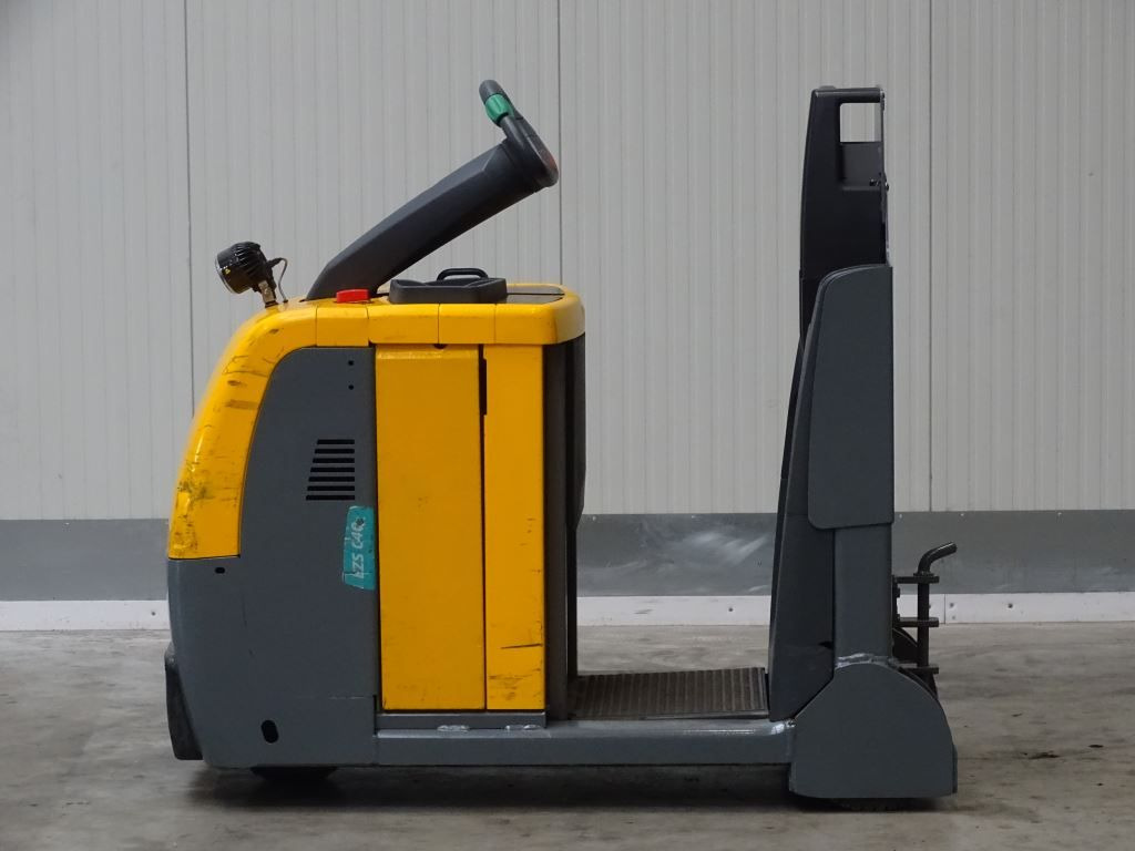 Jungheinrich EZS C40 - Elektrinis vilkikas: foto 1 Jungheinrich EZS C40 - Elektrinis vilkikas: foto 1