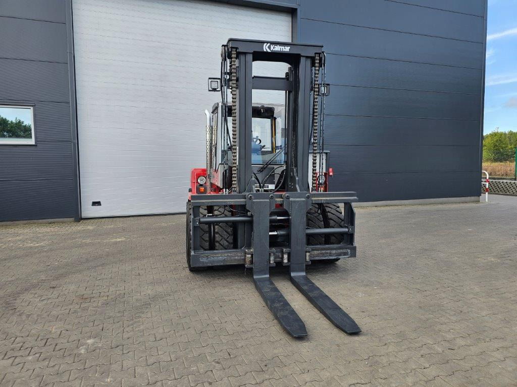 Kalmar DCE100-12 - Dyzelinis krautuvas: foto 4 Kalmar DCE100-12 - Dyzelinis krautuvas: foto 4