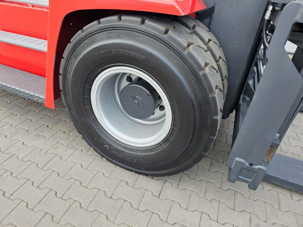 Kalmar DCE120-12 - Dyzelinis krautuvas: foto 2 Kalmar DCE120-12 - Dyzelinis krautuvas: foto 2