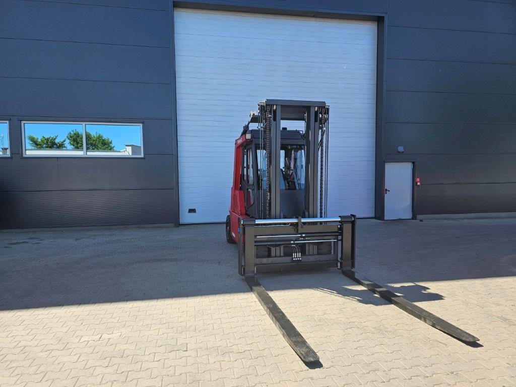 Mora M80C - Šakinis krautuvas: foto 4 Mora M80C - Šakinis krautuvas: foto 4