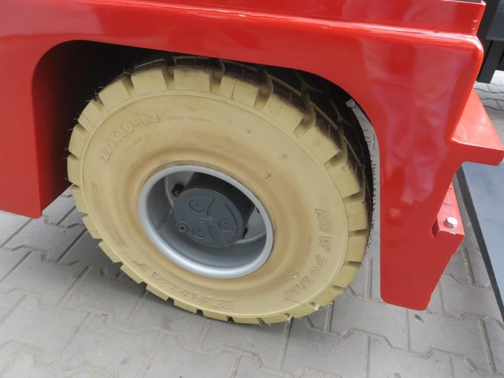 Nikolic EFQ50 - TRIPLEX - NEUE Batterie - Šoninis krautuvas: foto 2 Nikolic EFQ50 - TRIPLEX - NEUE Batterie - Šoninis krautuvas: foto 2