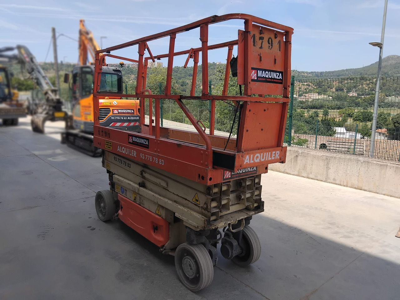 JLG 2030ES - Žirklinis keltuvas: foto 4 JLG 2030ES - Žirklinis keltuvas: foto 4